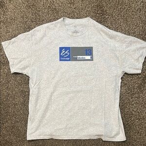 ‘ES Muska tee Gray Men's T-Shirt XXL used